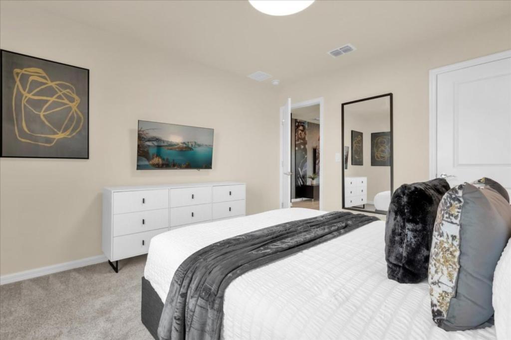 7 Bedrooms - 5,5 Bathrooms - Windsor Cay 16203tw * Orlando
