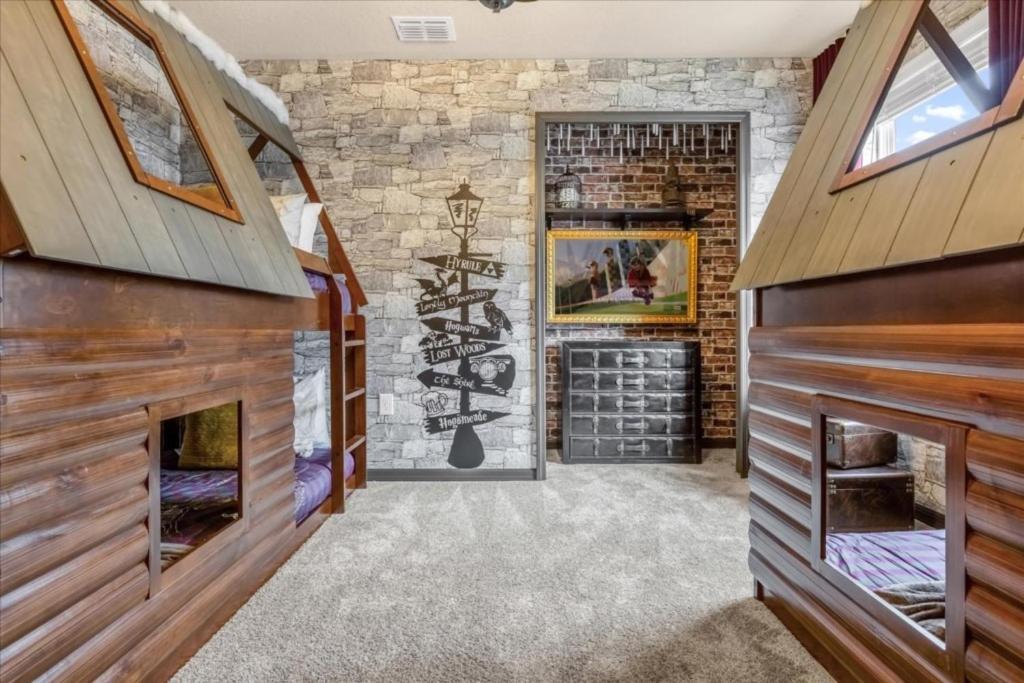 7 Bedrooms - 5,5 Bathrooms - Windsor Cay 16203tw Orlando