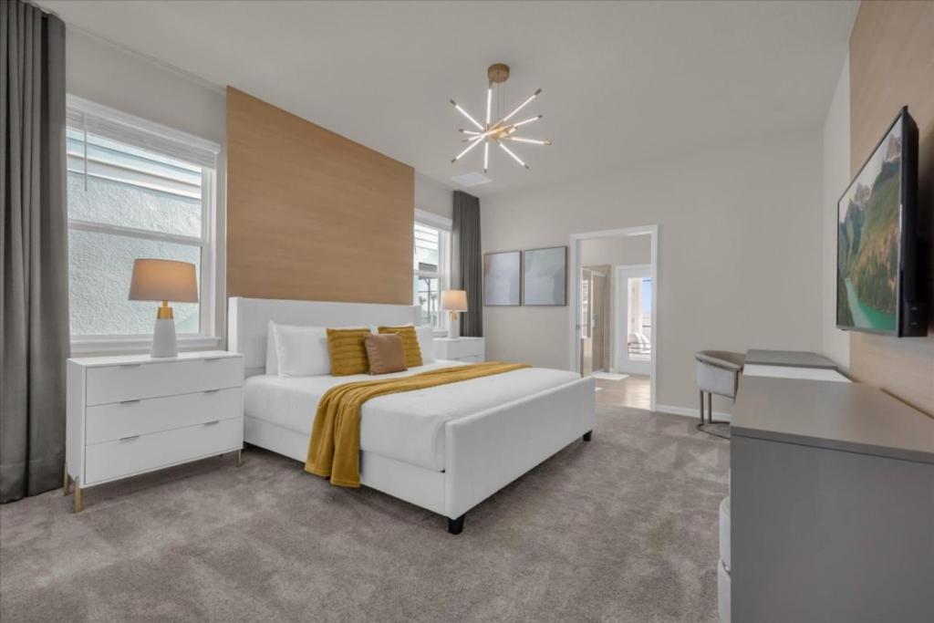 10 Bedrooms- 8 Bathrooms- Windsor Cay 16212sm Holiday home Orlando