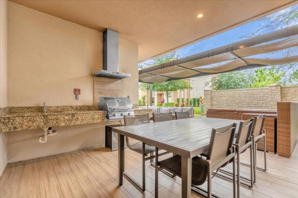 Holiday home 4 Bedroom-4,5 Bathroom-magic Village Views3131rw