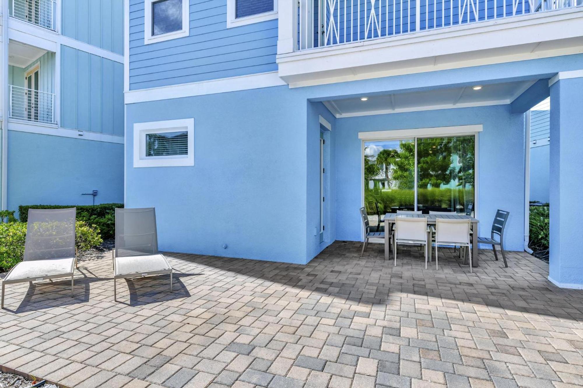 Sky Blue And Palm Trees Near With Margaritaville Island H2o Access - 8071kd *