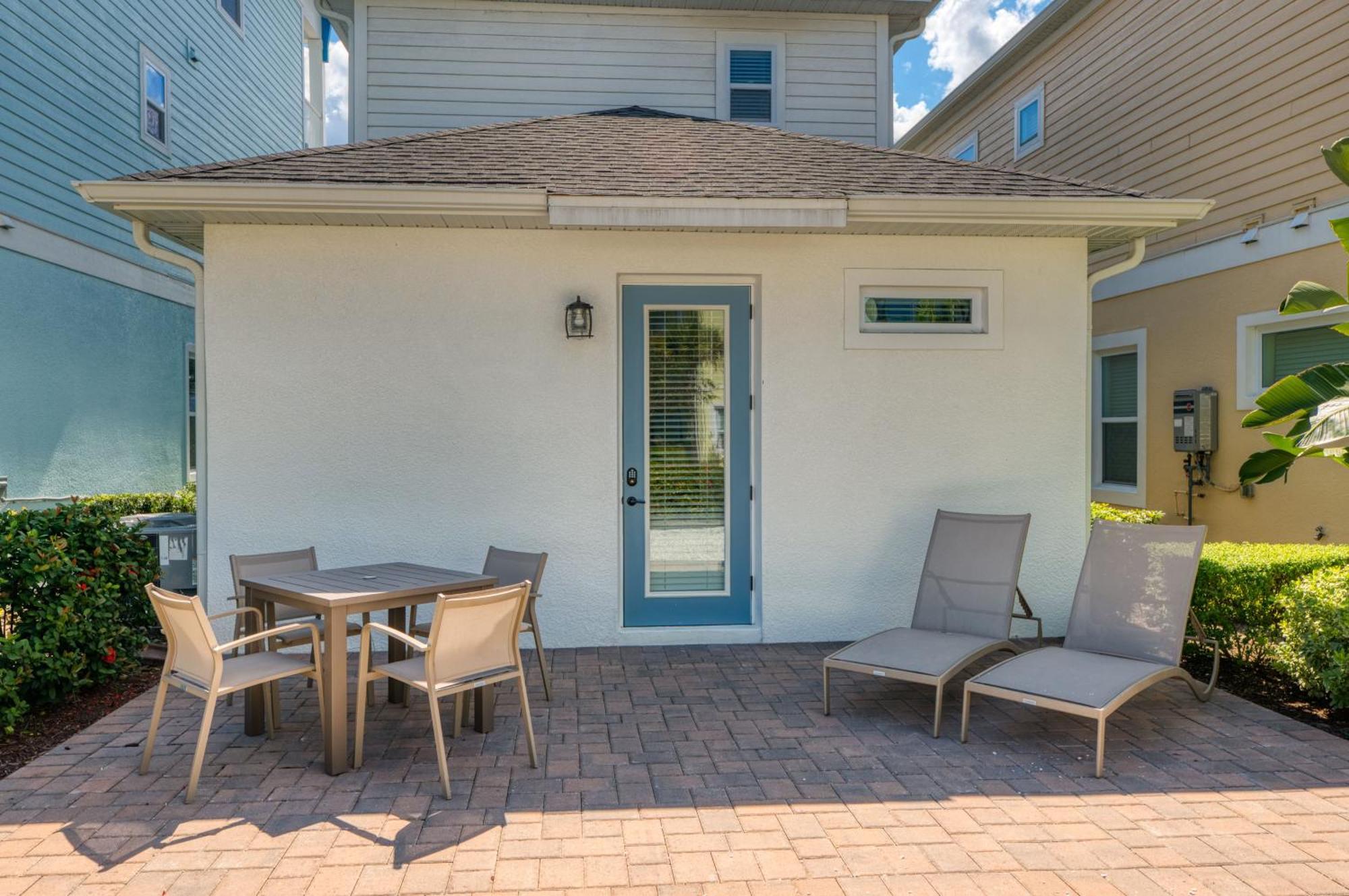 Comfy Near With Margaritaville Island H2o Access - 8087kd