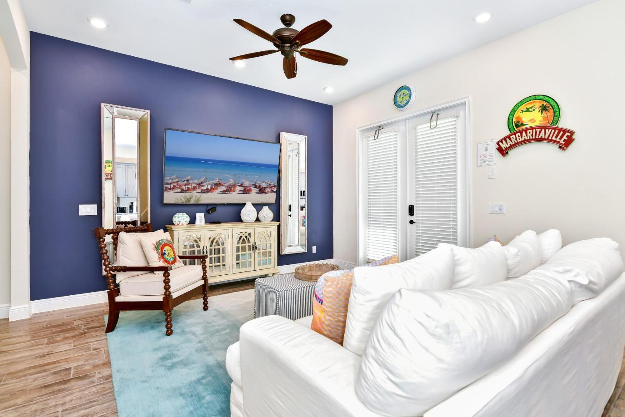 Sunny With Private Pool Near With Margaritaville Island H2o Access - 8021kd