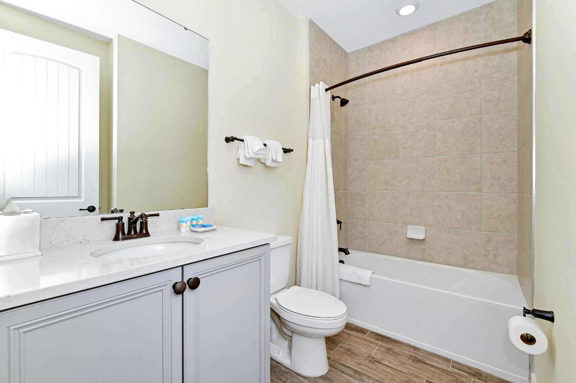 Villa Breezy Blue Near With Margaritaville Island H20 Waterpark Access - 2952cs *