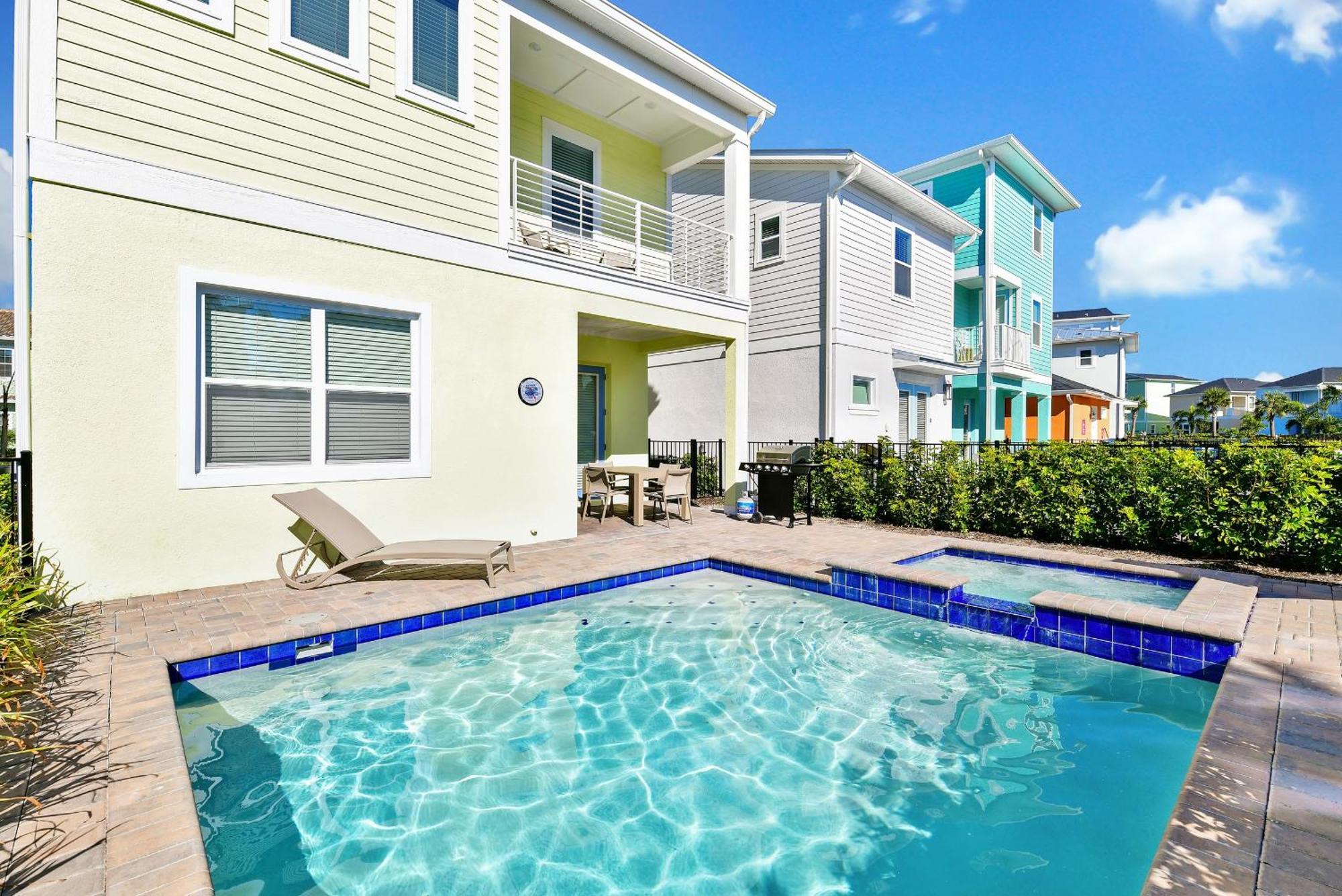 Holiday home Sunny With Private Pool Near With Margaritaville Island H2o Access - 8021kd