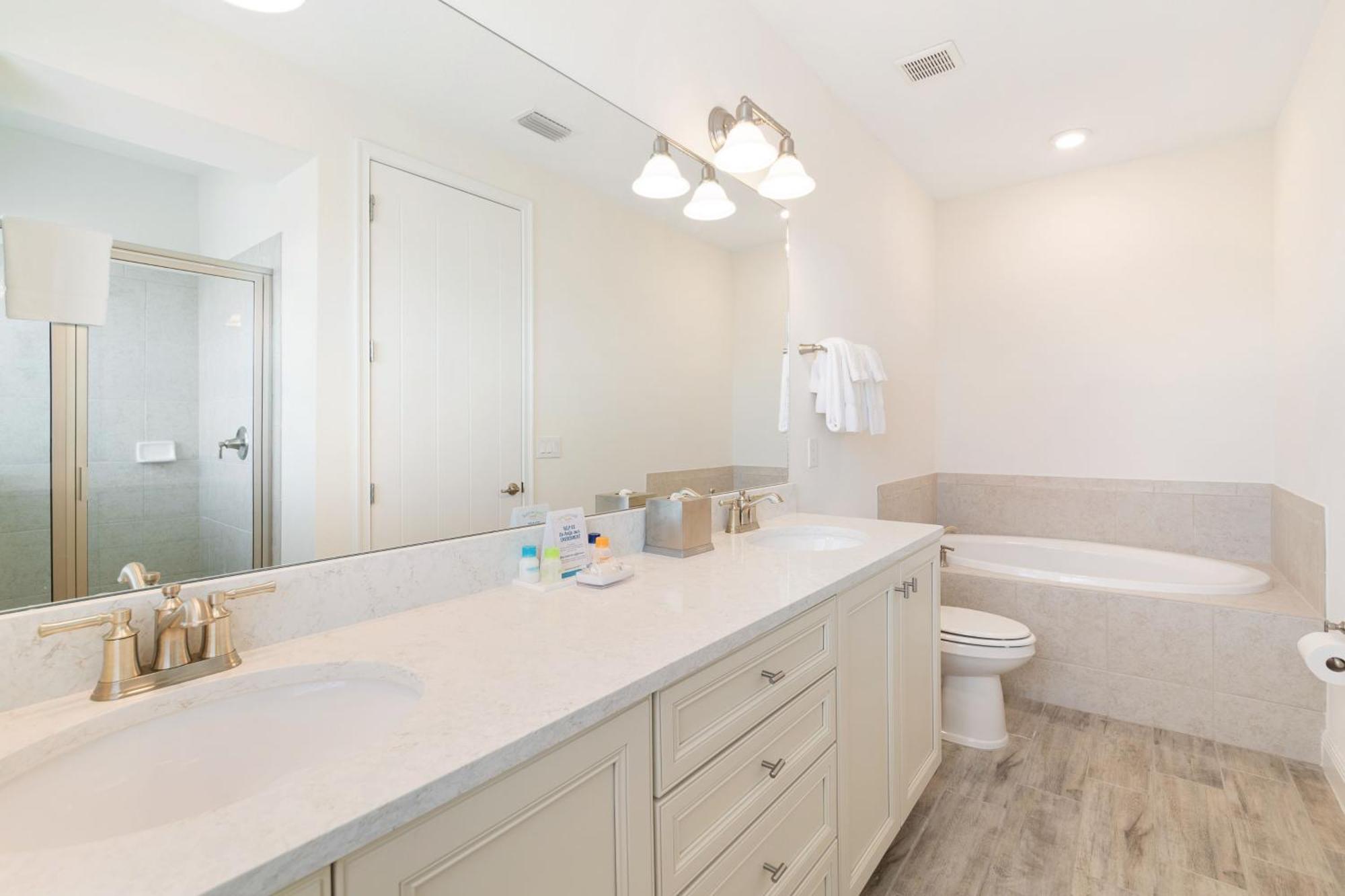 Spacious With Private Pool Near With Margaritaville Island H2o Access - 8009su Orlando