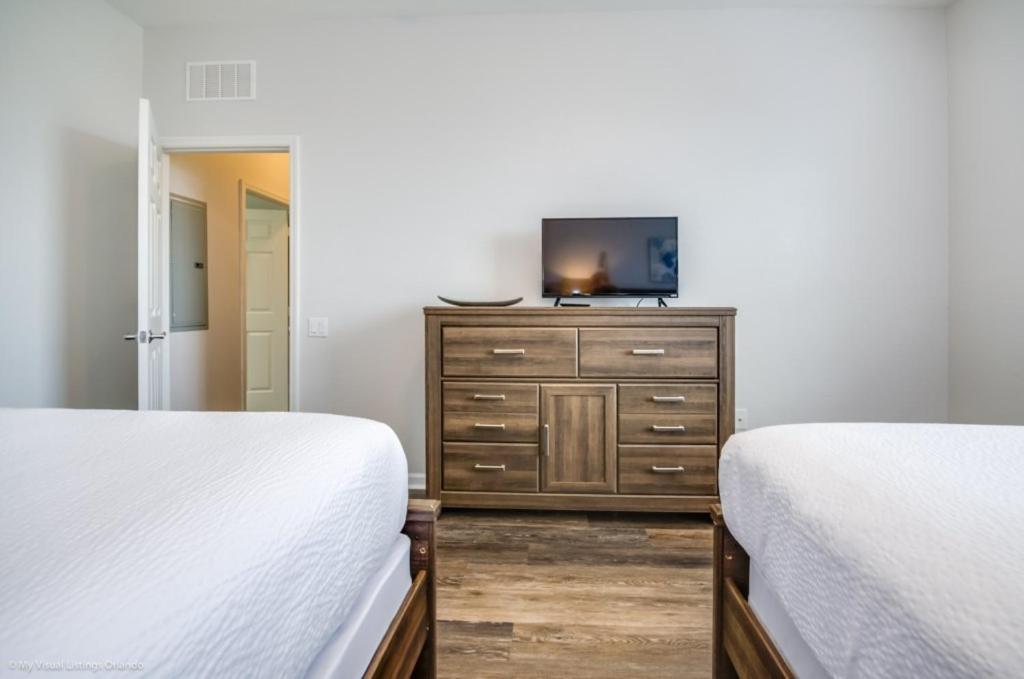 Beautiful Modern Vista Cay Condo, Near Parks-3025 Apartment