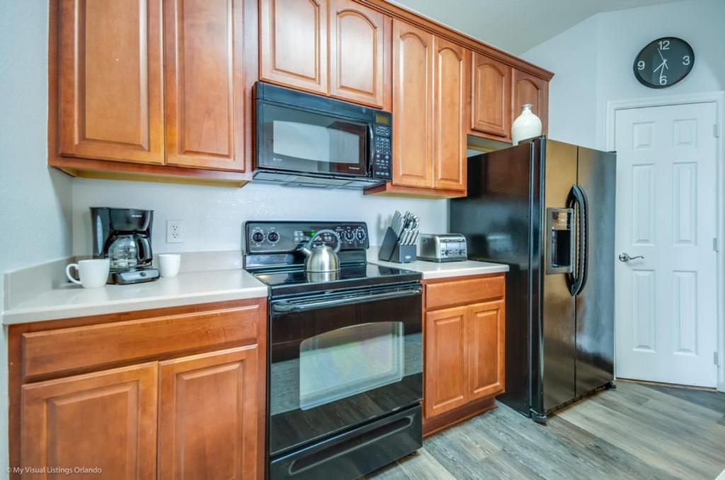 Beautiful Modern Vista Cay Condo, Near Parks-3025 * Orlando