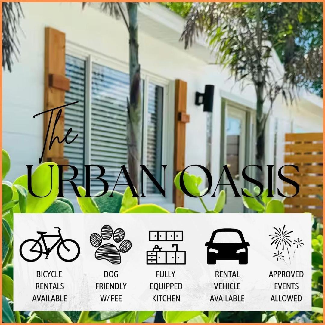 3br Oasis Dt Orl, Full Kitchen & Fenced Yard!