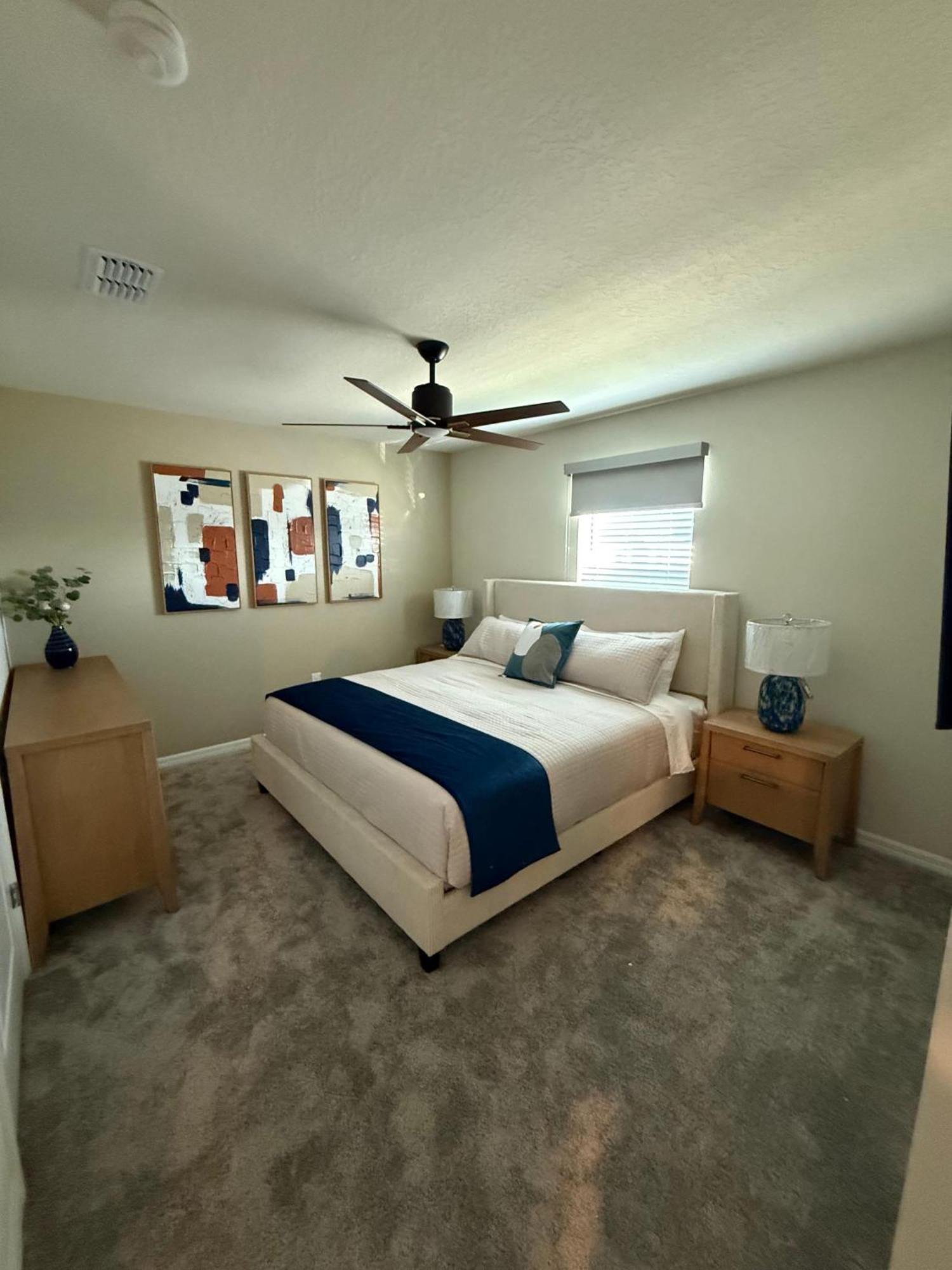 10 Bedroom Home, Themed Rooms, Private Pool, In New Windsor Cay Holiday home Orlando