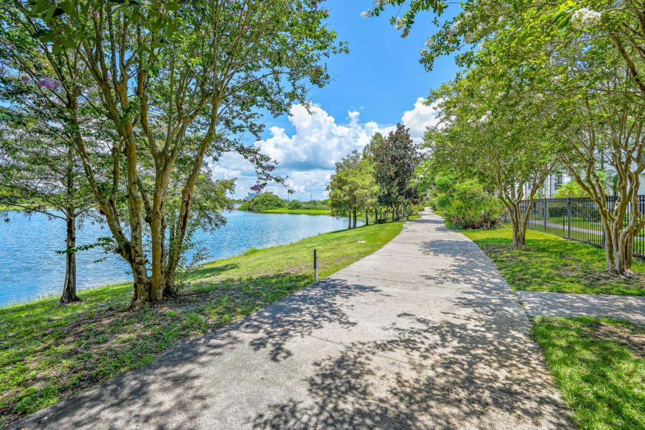 Is3-303 - Lakeview Unit - Vista Cay *
