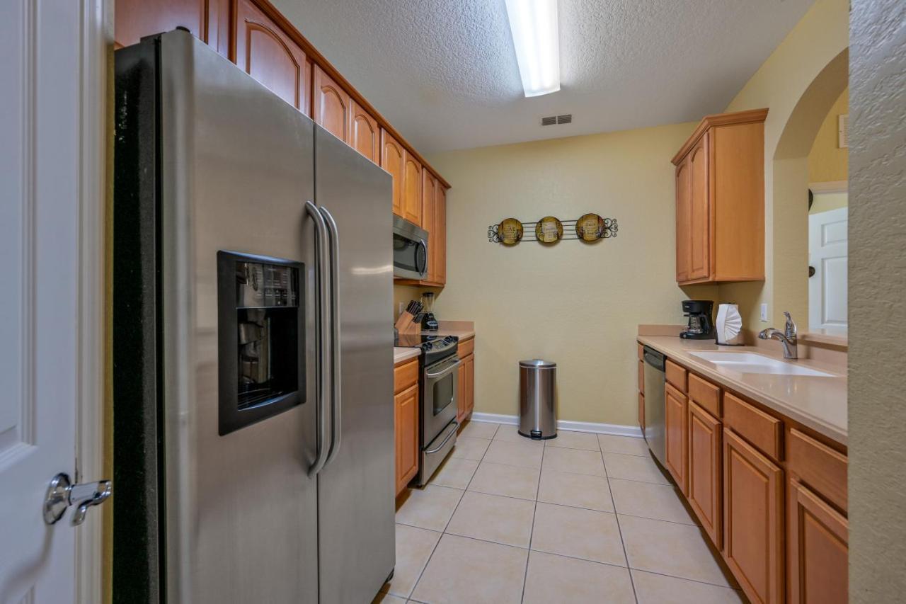 Is3-303 - Lakeview Unit - Vista Cay