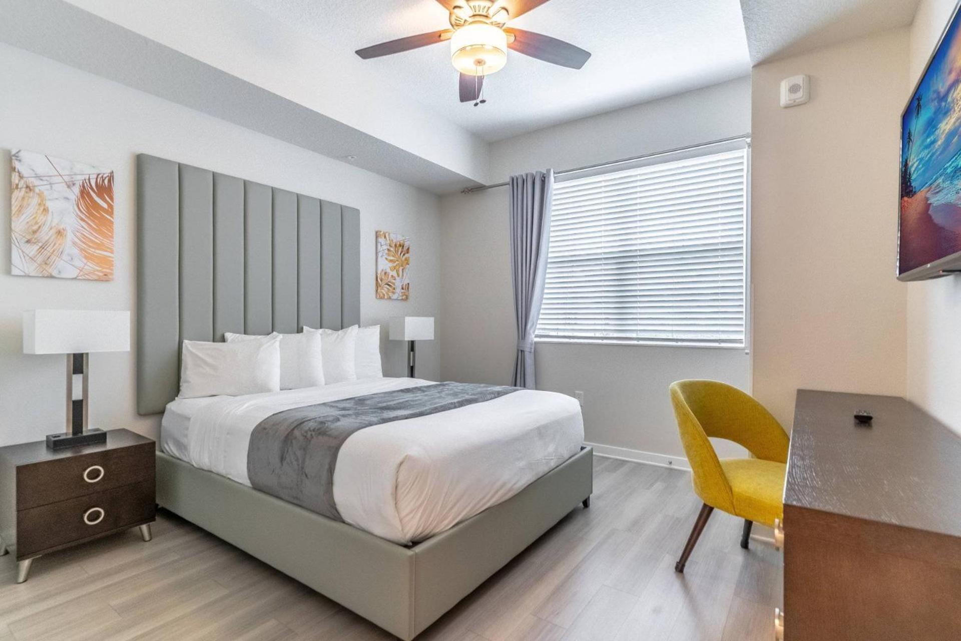 4001 Vista Cay *