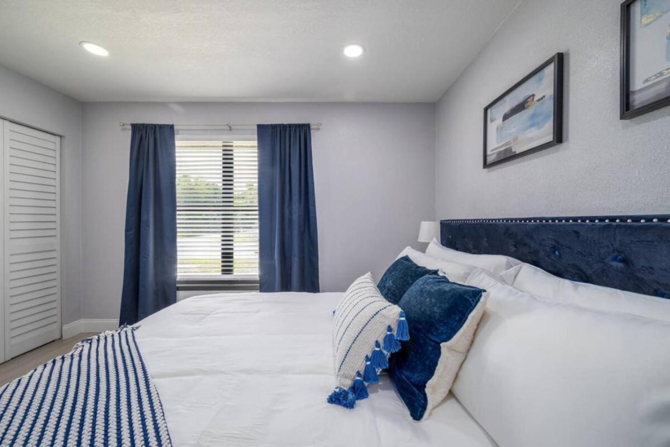 Holiday home 561j) Large 2 Bedroom With King Bed And Patio Orlando