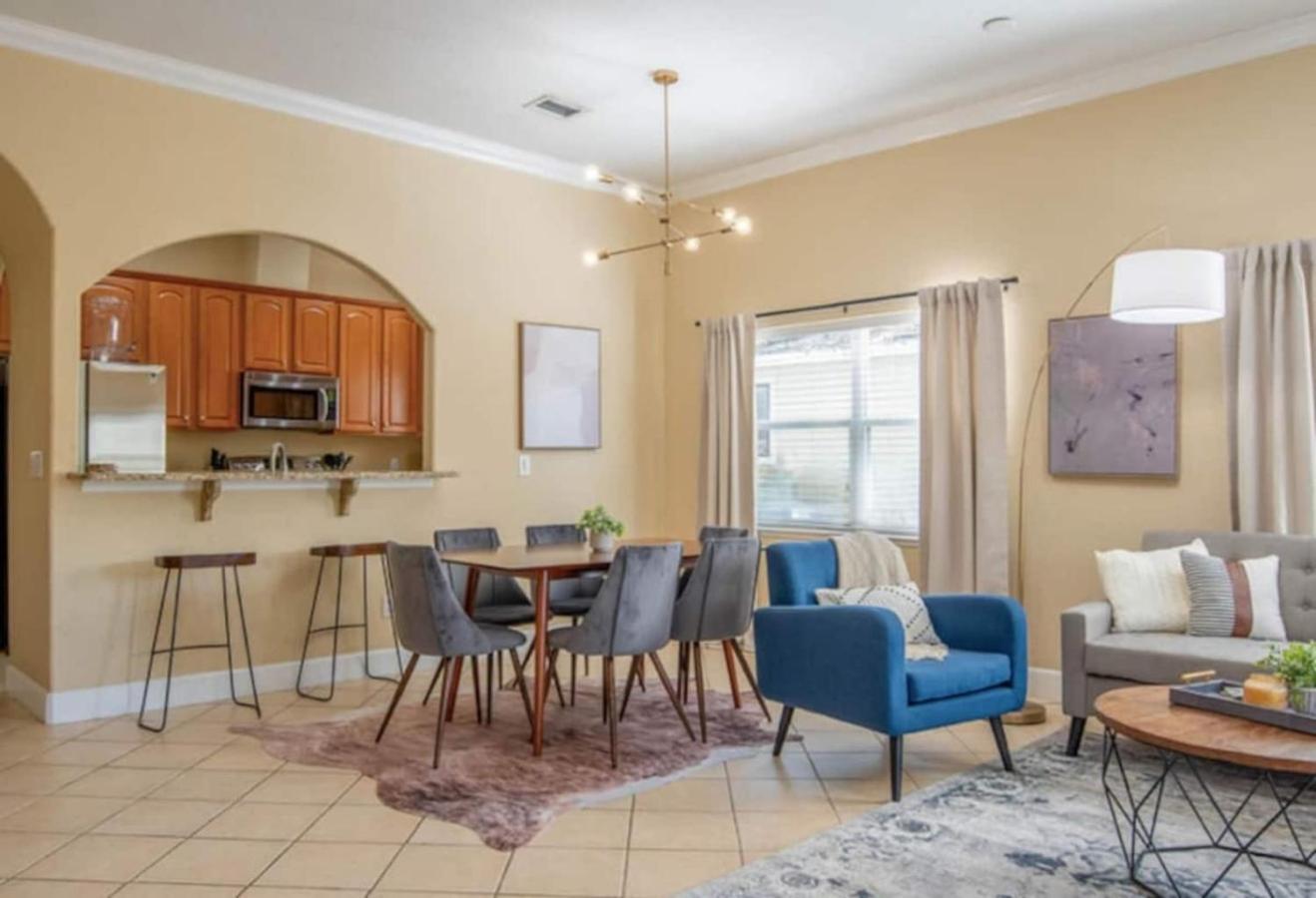 Holiday home 561) Large 3 Bedroom With King Bed Orlando