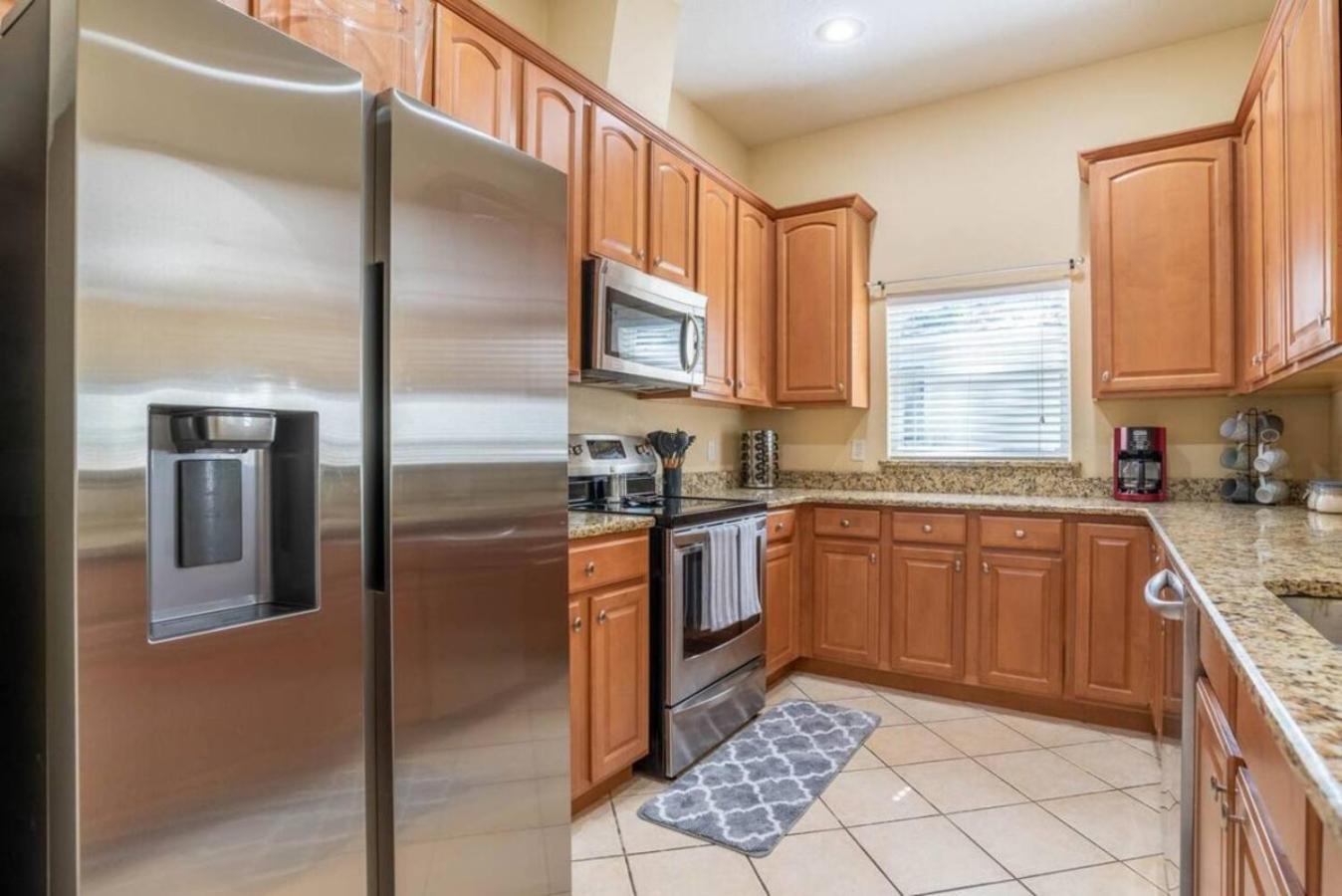 561) Large 3 Bedroom With King Bed Holiday home