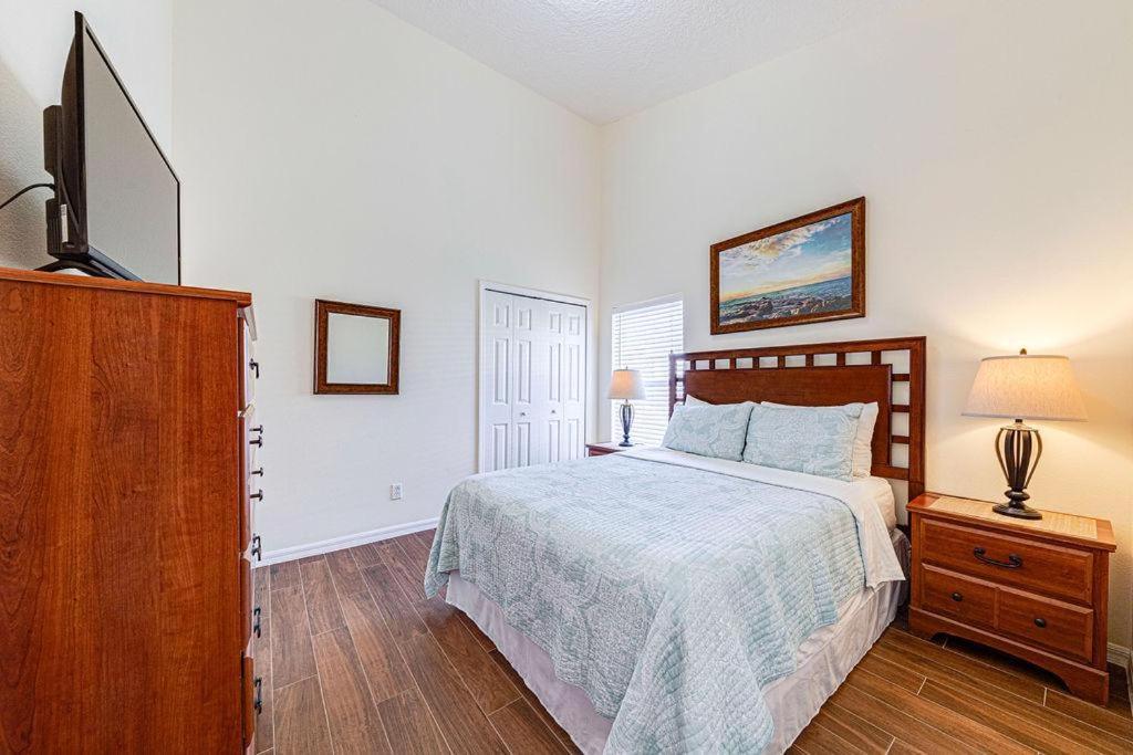 Great Location With Conservation Views Villa Orlando
