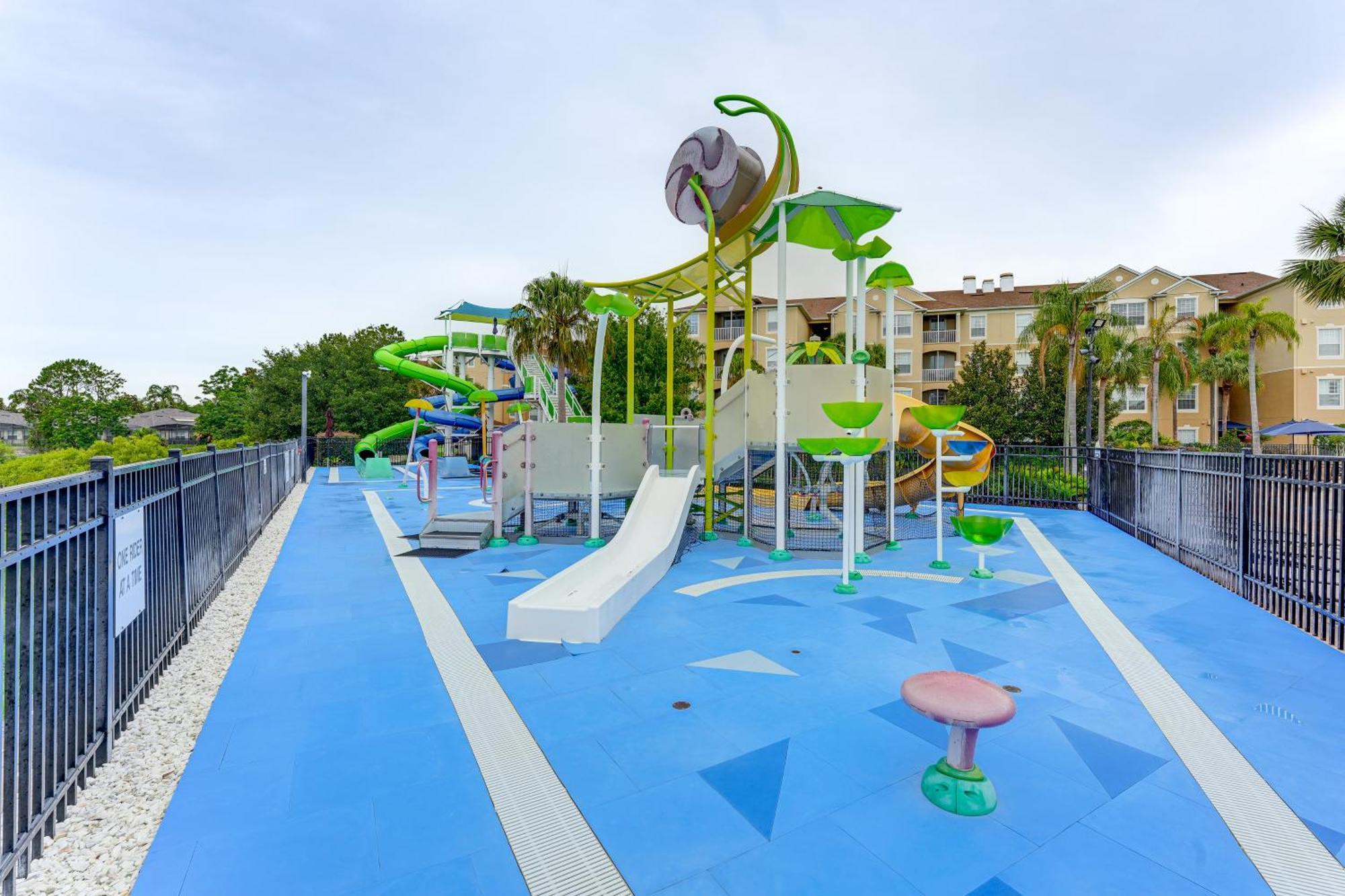 Holiday home Kissimmee Townhome With Private Cocktail Pool Orlando