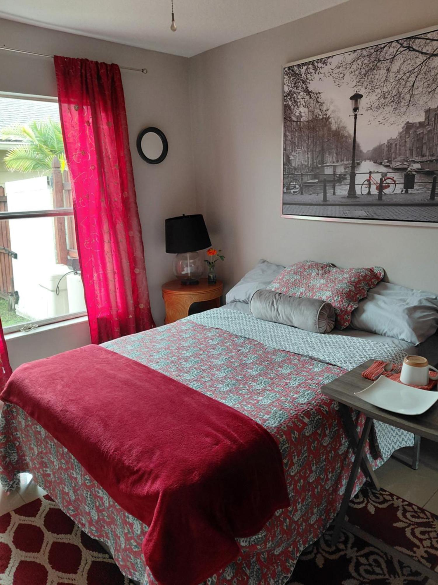 Cozy Bright Orlando