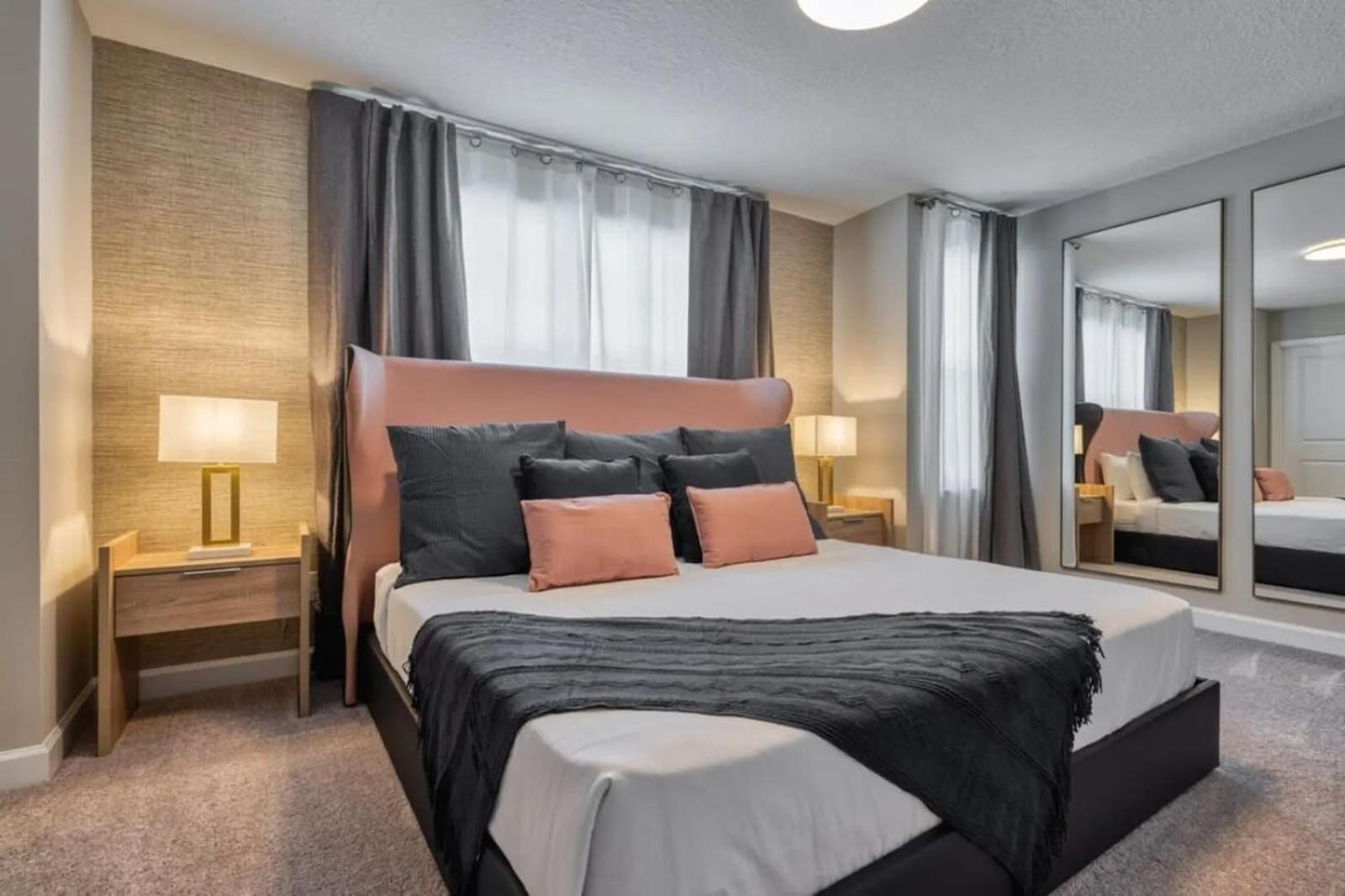 7961 Luxurious 4-suite With Private Pool 10 Minutes From Holiday home Orlando