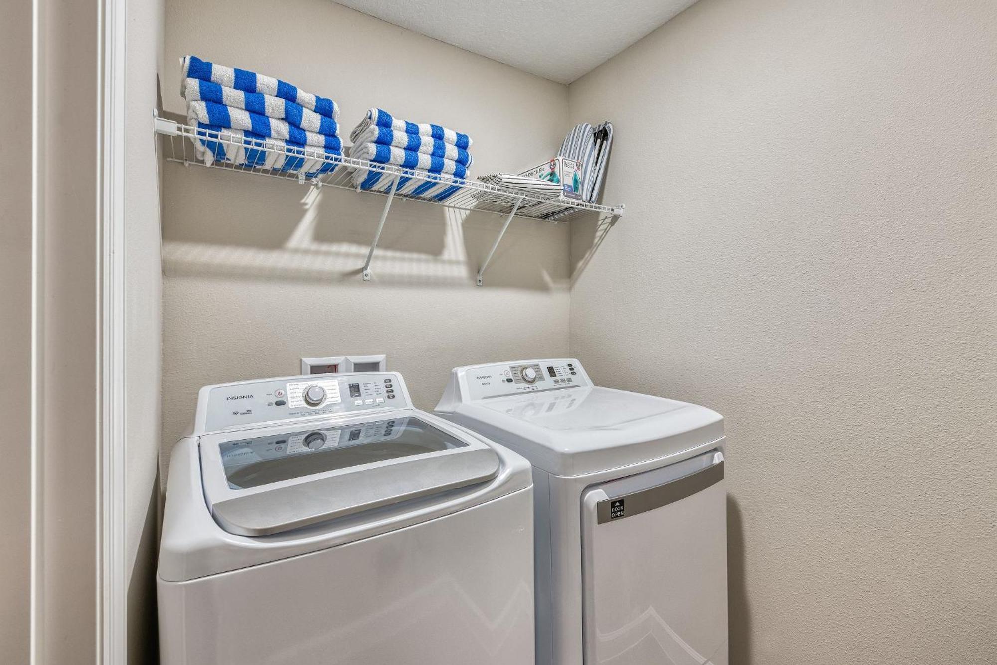 Luxury 4br W/ Pool | 10 Min To Disney!