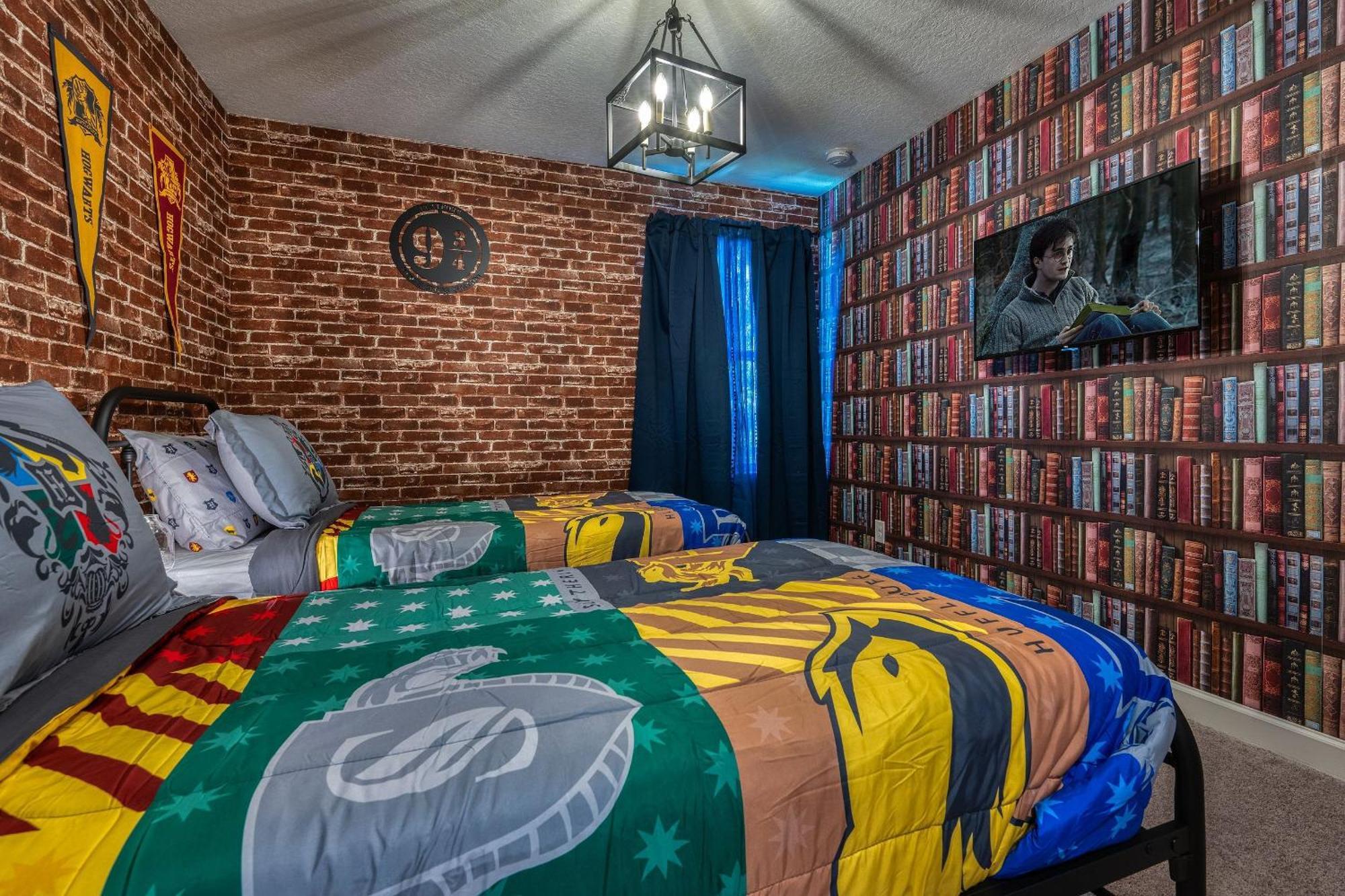 Luxury 4br W/ Pool | 10 Min To Disney! Holiday home