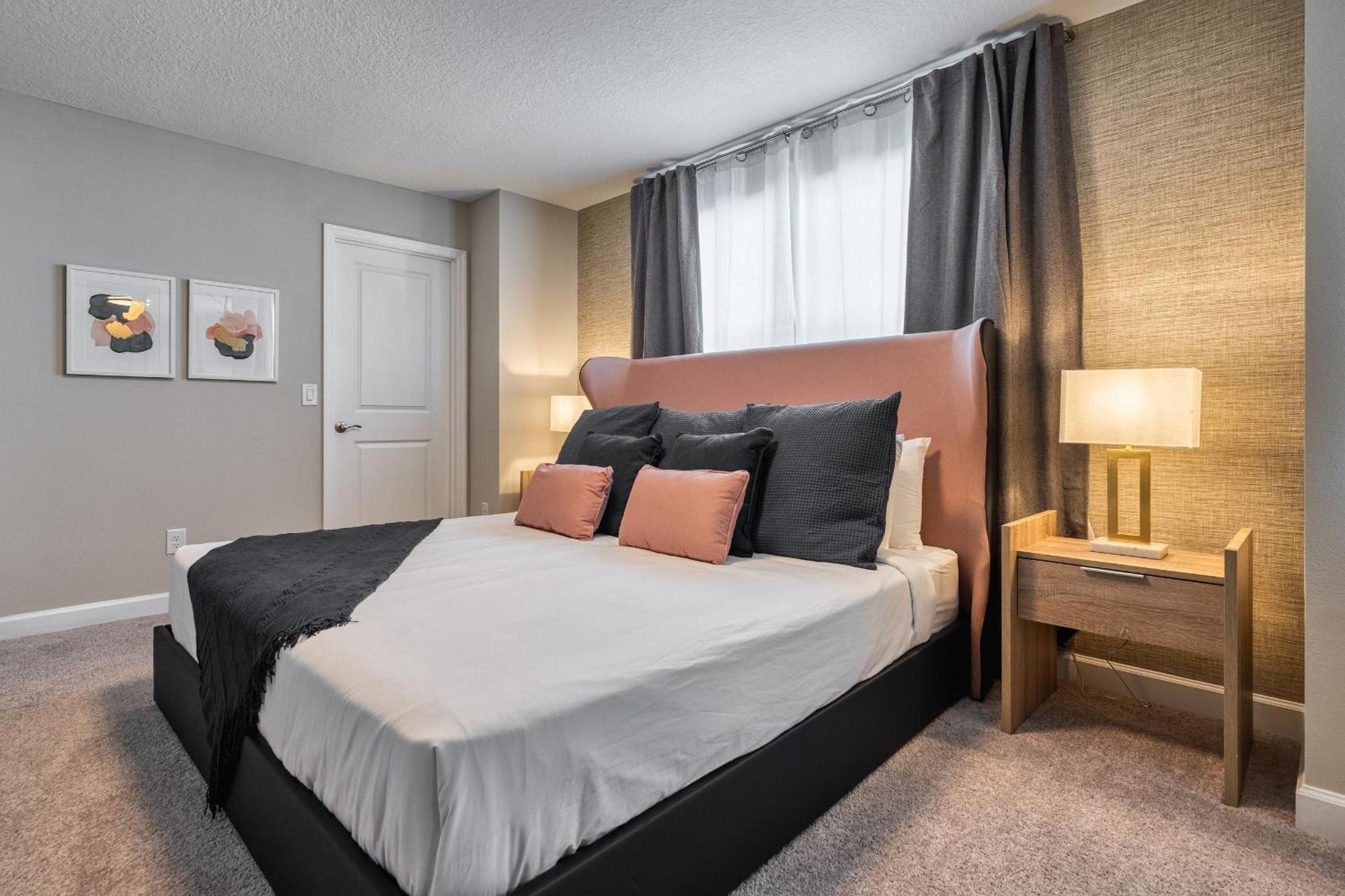 Luxury 4br W/ Pool | 10 Min To Disney! Orlando