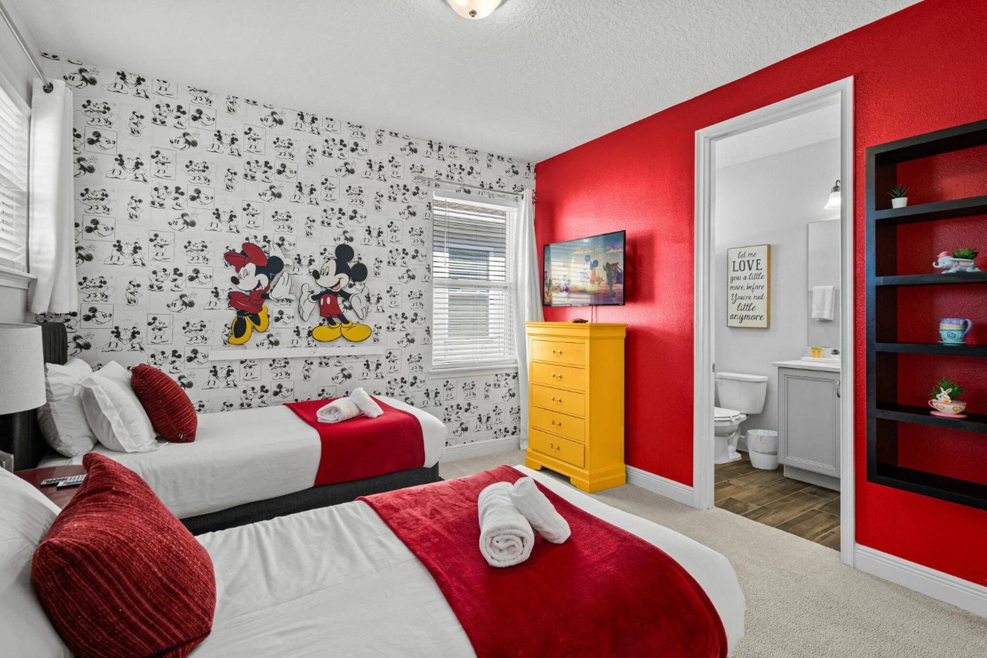 Chic Gateway - 5 Bedroom With Pool And Orlando