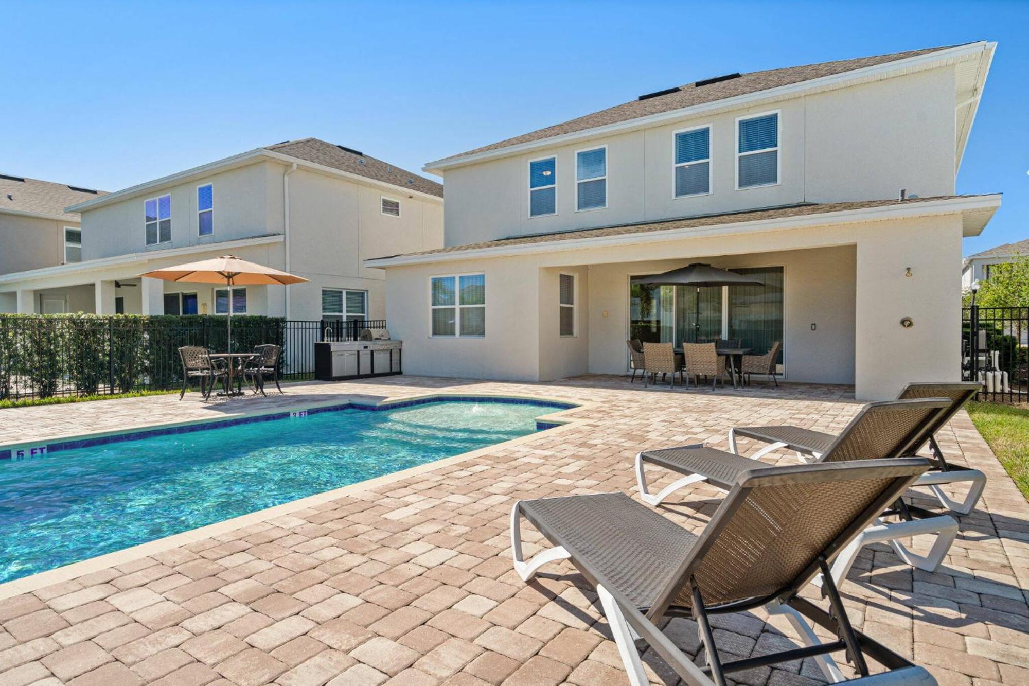 Chic Gateway - 5 Bedroom With Pool And Holiday home Orlando
