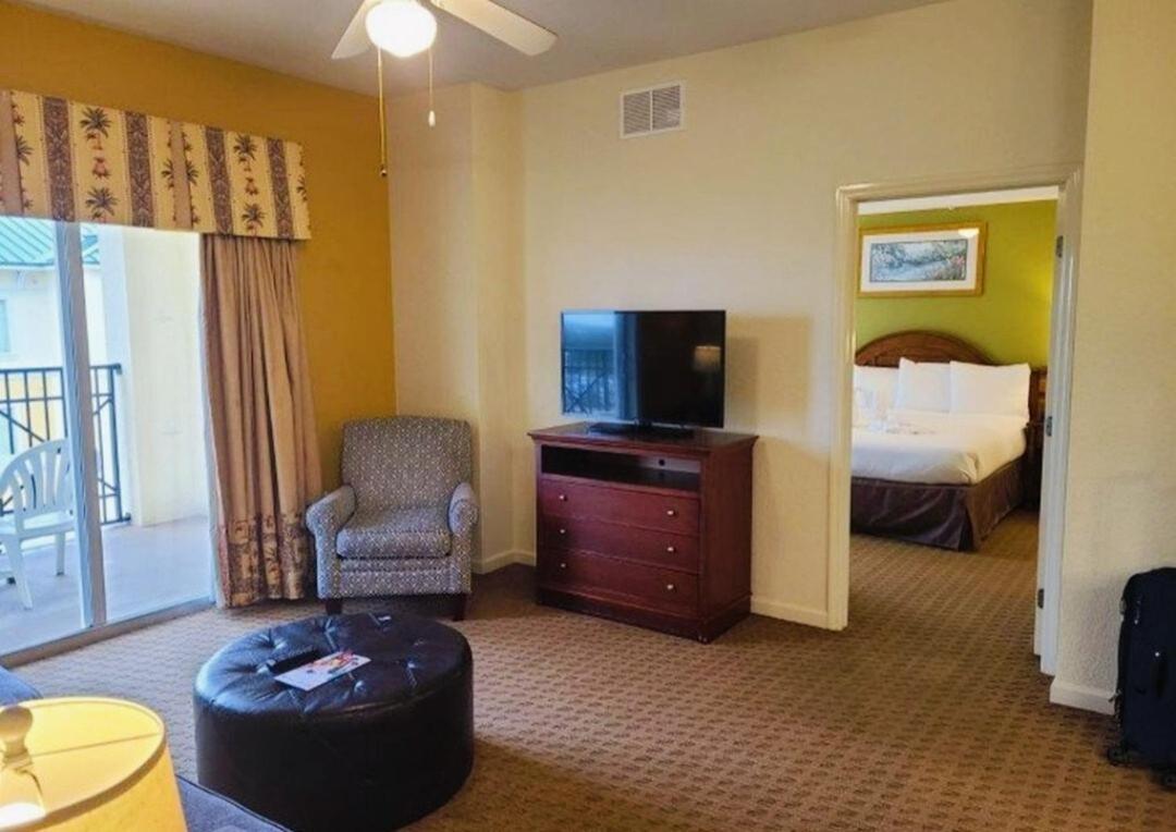 Apartment Luxury 3br-2ba *
