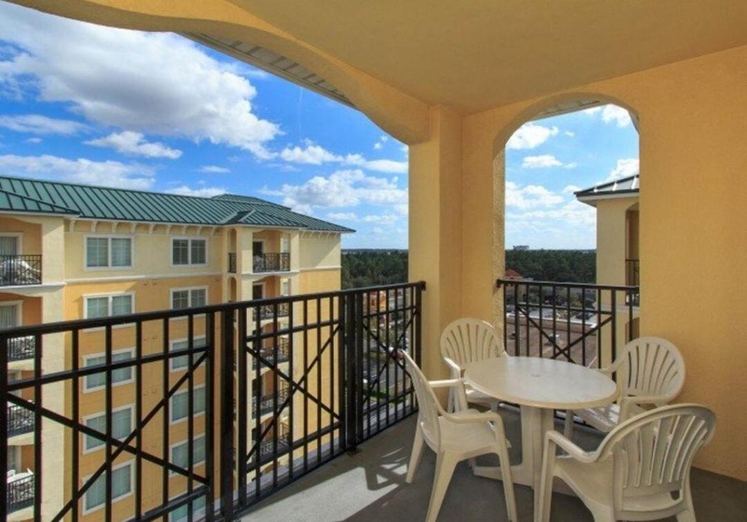 Apartment Luxury 3br-2ba *