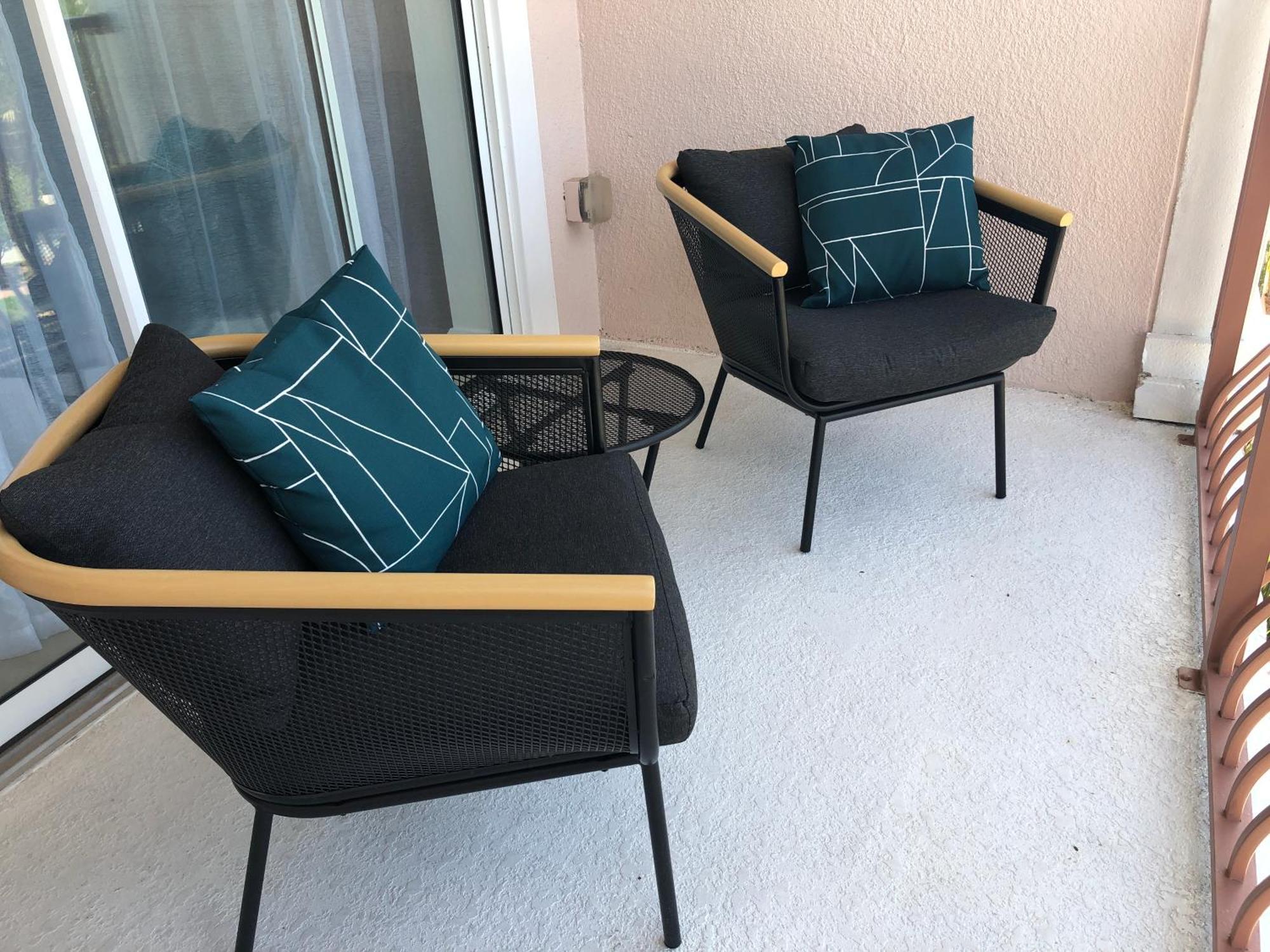 4862 Cayview Avenue 408 Apartment *