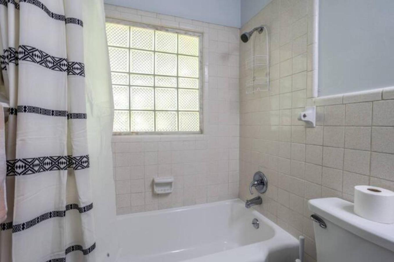 Bright 1br Fast Wi-fi Ideal For Work Holiday home