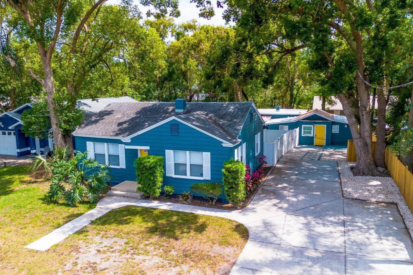 2br Fast Wi-fi Pet Friendly Holiday home *