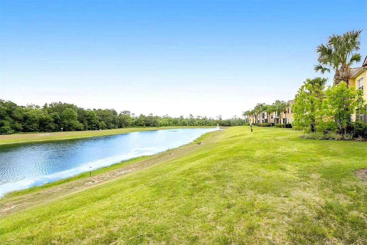 Holiday home Charming 3-bedroom In Gated Oakwater *