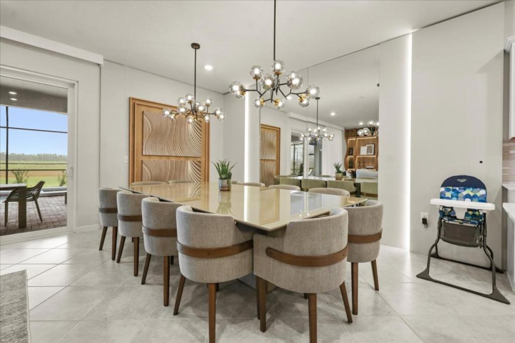 Holiday home 10 Bedrooms - 8 Bathrooms - Windsor Cay 15973cc *