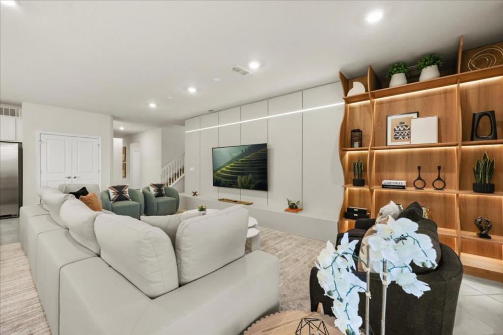 10 Bedrooms - 8 Bathrooms - Windsor Cay 15973cc Holiday home Orlando