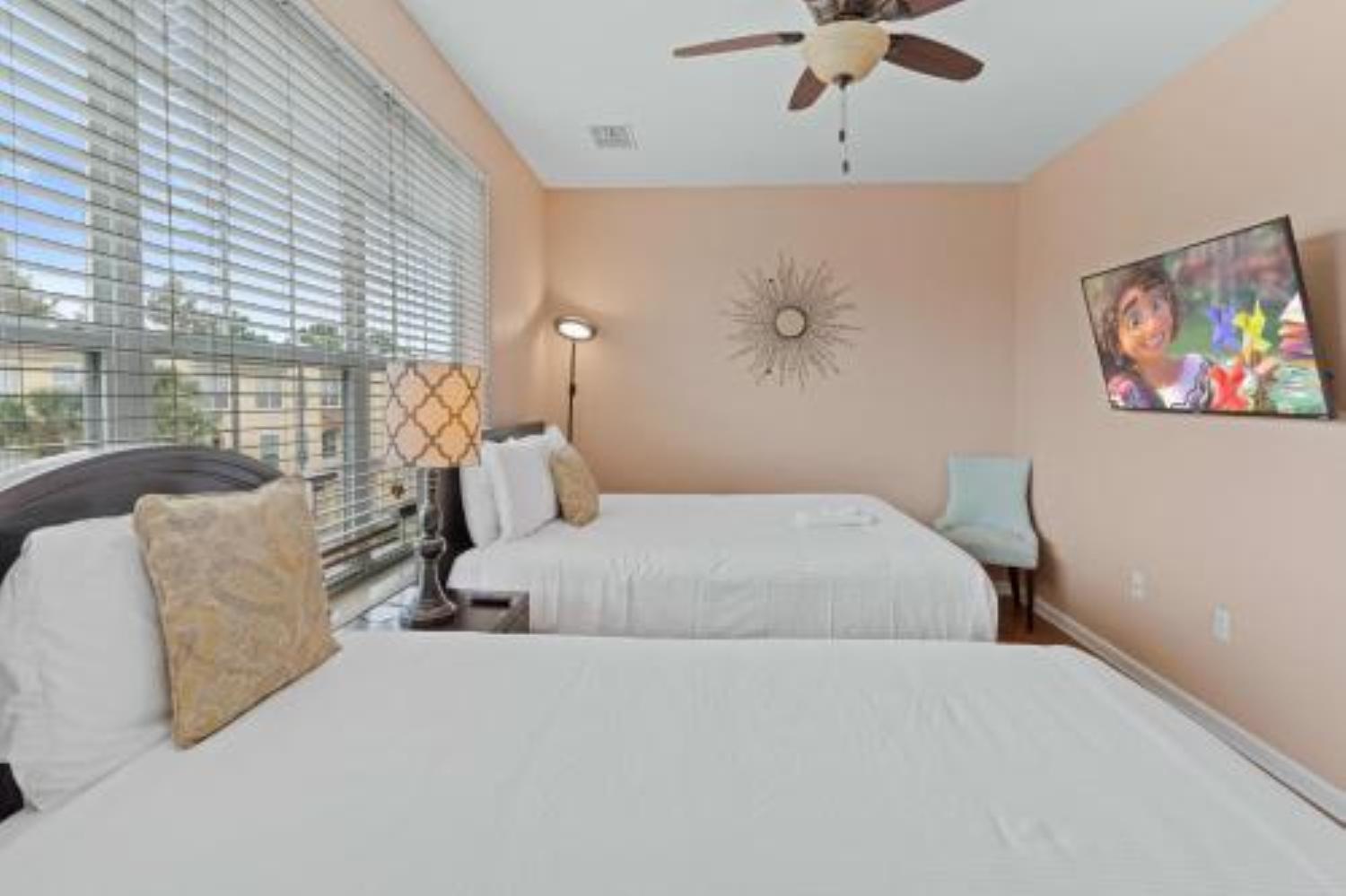 3-story Sanctuary In The Heart Of Orlando85 Apartment Orlando
