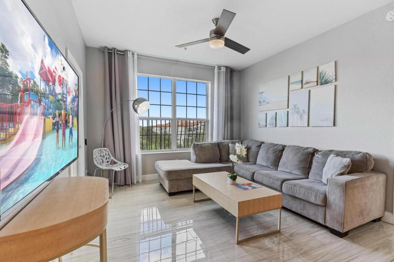 4102 Stylish 3-bedroom At Vista Cay 404 Apartment