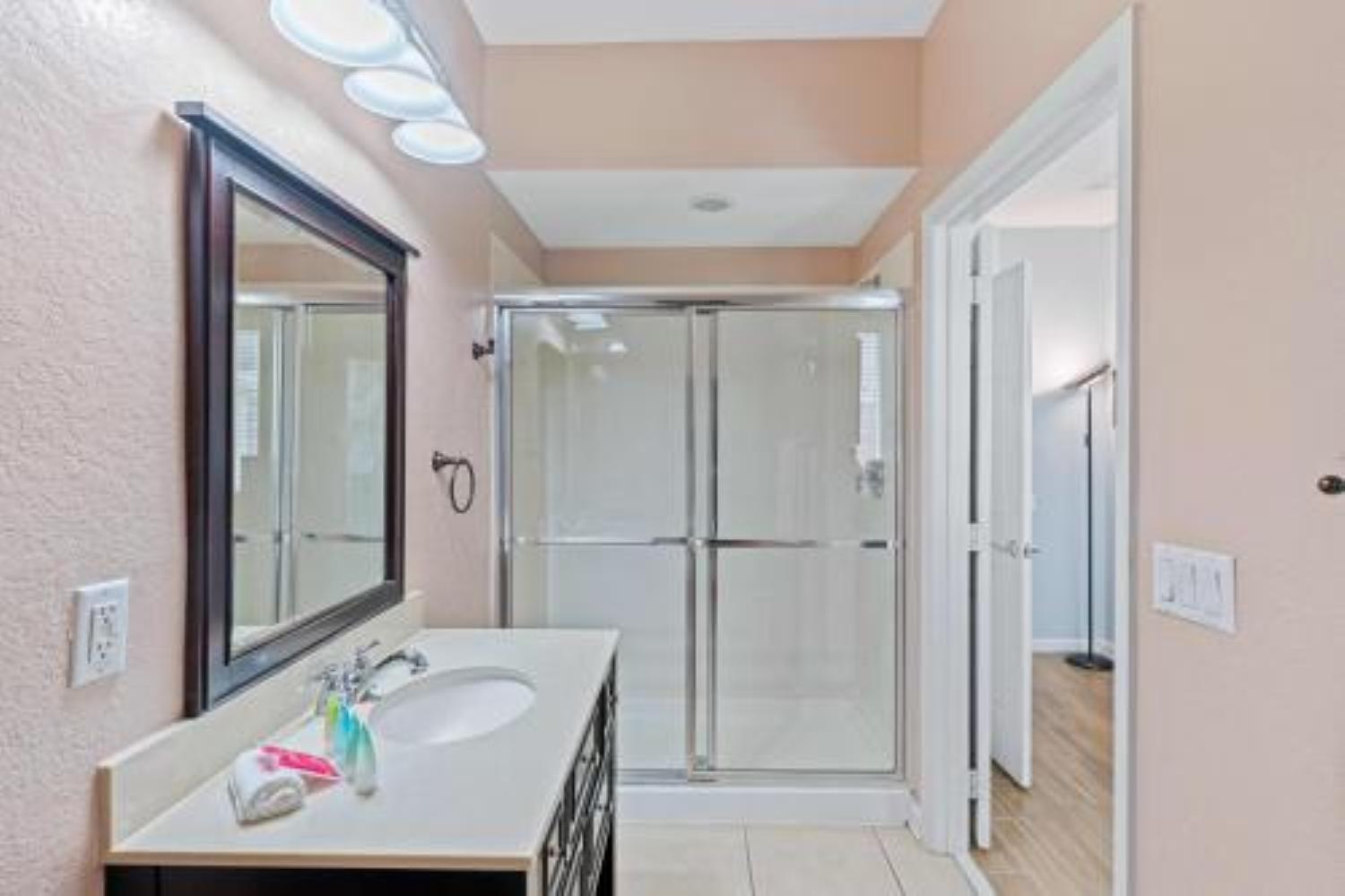 Apartment 3-story Sanctuary In The Heart Of Orlando85 *