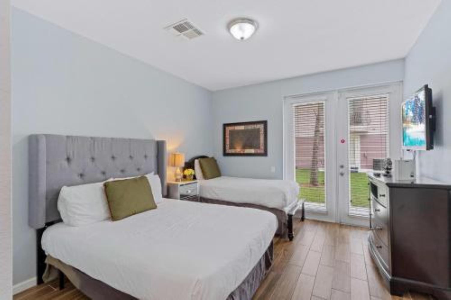 3-story Sanctuary In The Heart Of Orlando85 *