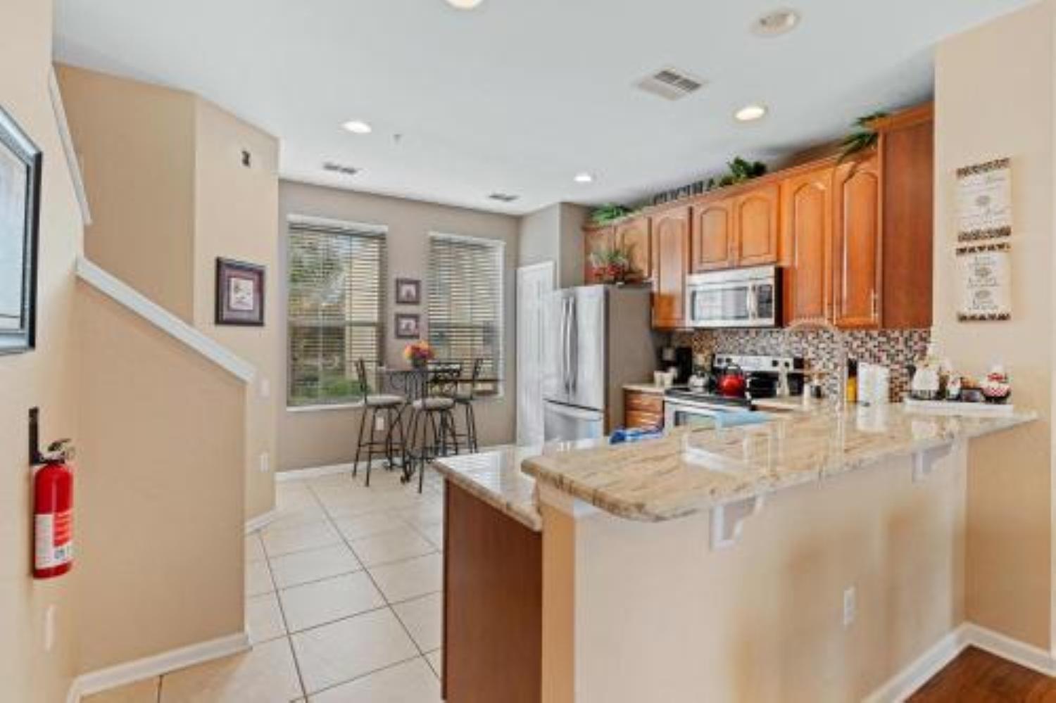 3-story Sanctuary In The Heart Of Orlando85 Apartment Orlando