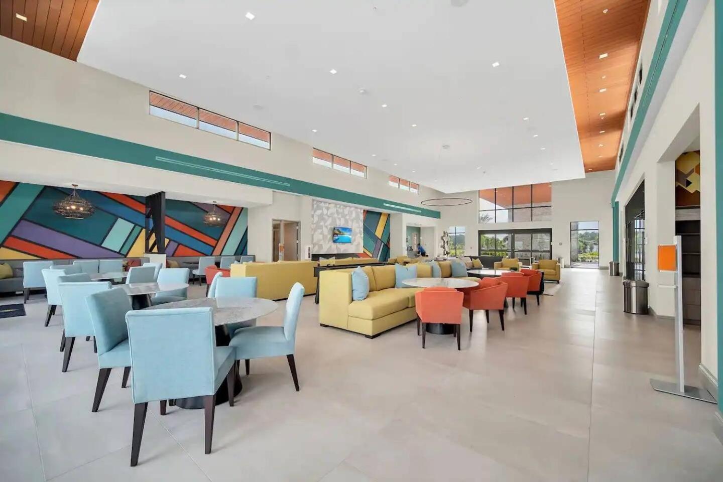 Paradiso Grande 6 Bedroom New - 10377
