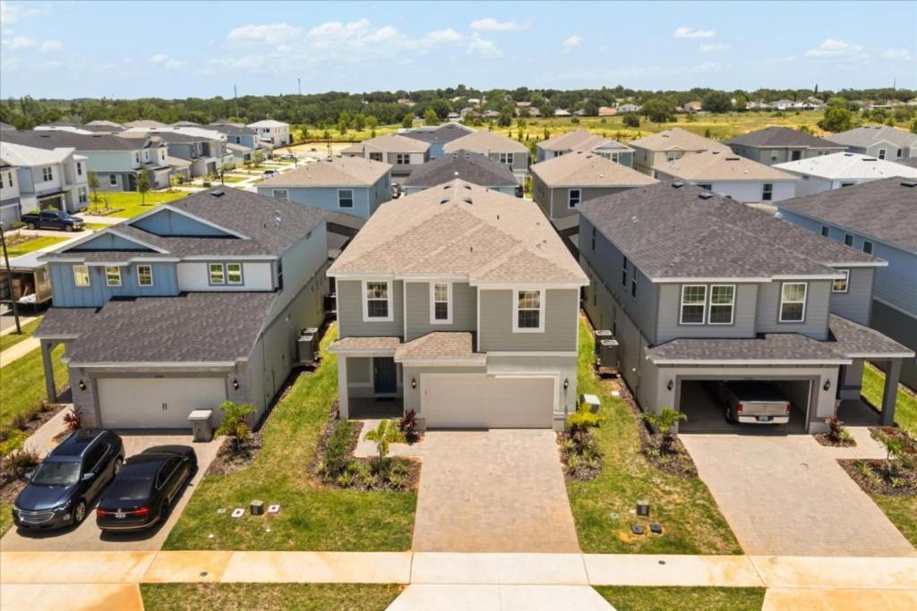 7 Bedrooms - 5,5 Bathrooms - Windsor Cay 15952cc