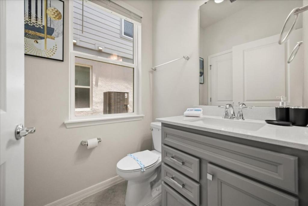7 Bedrooms - 5,5 Bathrooms - Windsor Cay 15952cc Holiday home