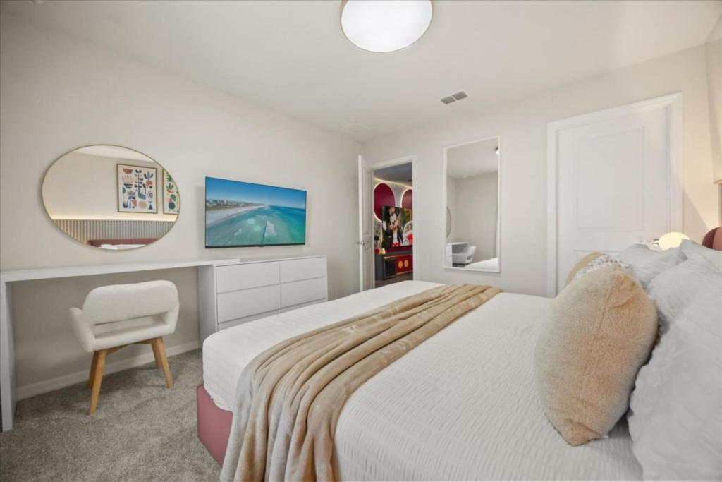 7 Bedrooms - 5,5 Bathrooms - Windsor Cay 15952cc Orlando