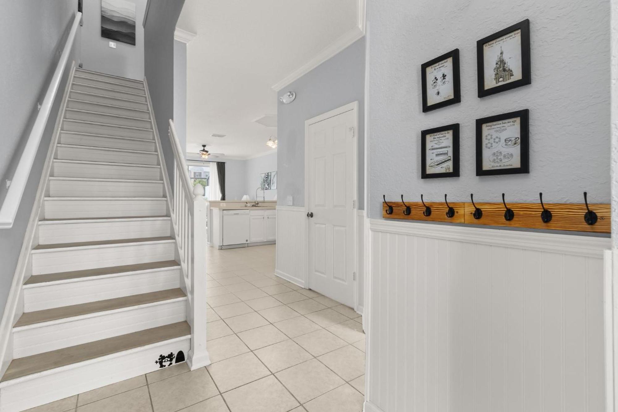 Cozy 3br With Pool Nearby Holiday home *