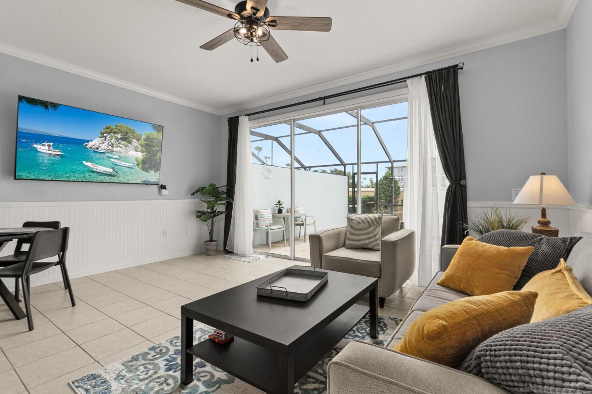 Holiday home Cozy 3br With Pool Nearby *