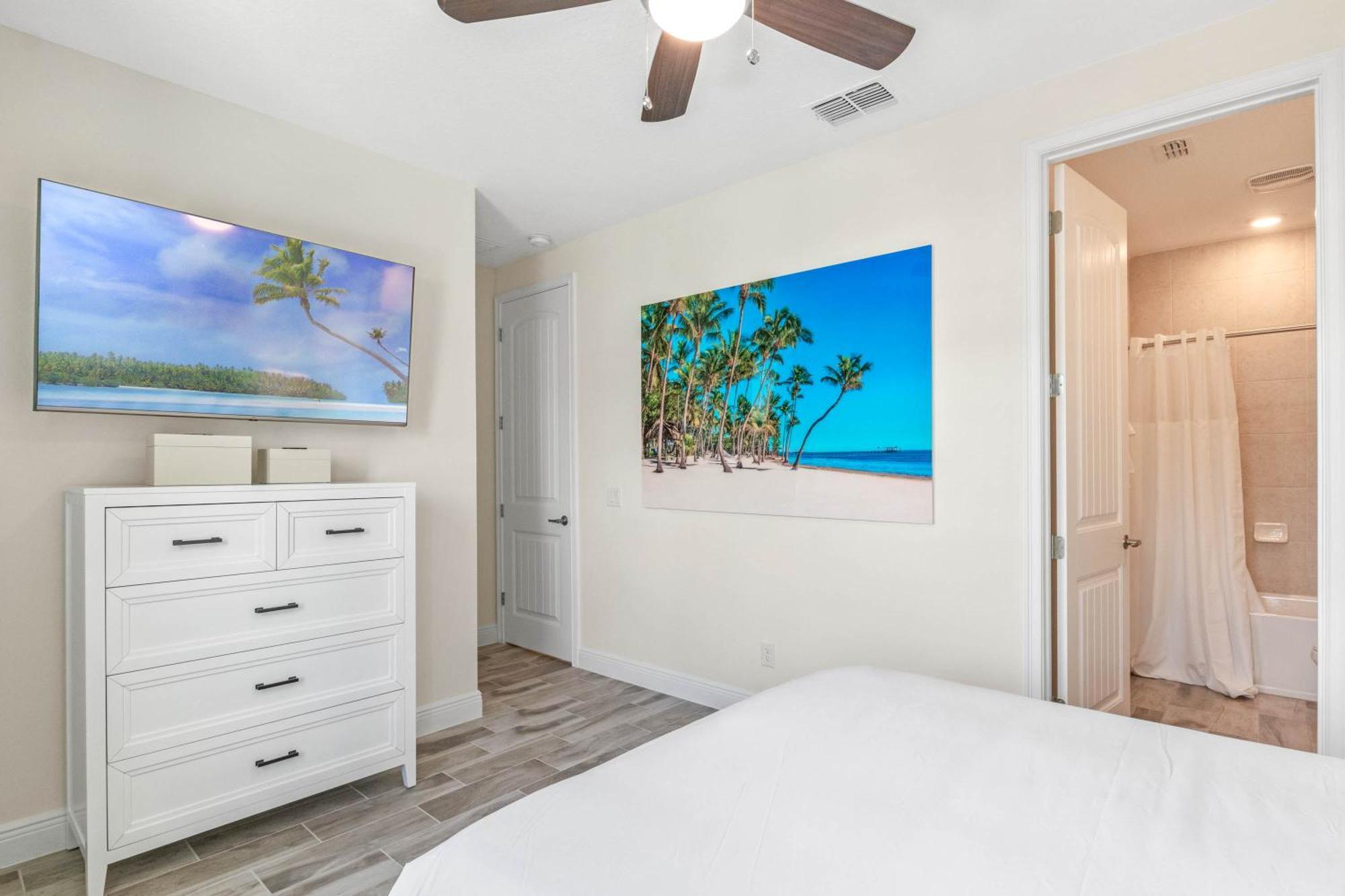 Holiday home Turquoise Breeze - Close To *