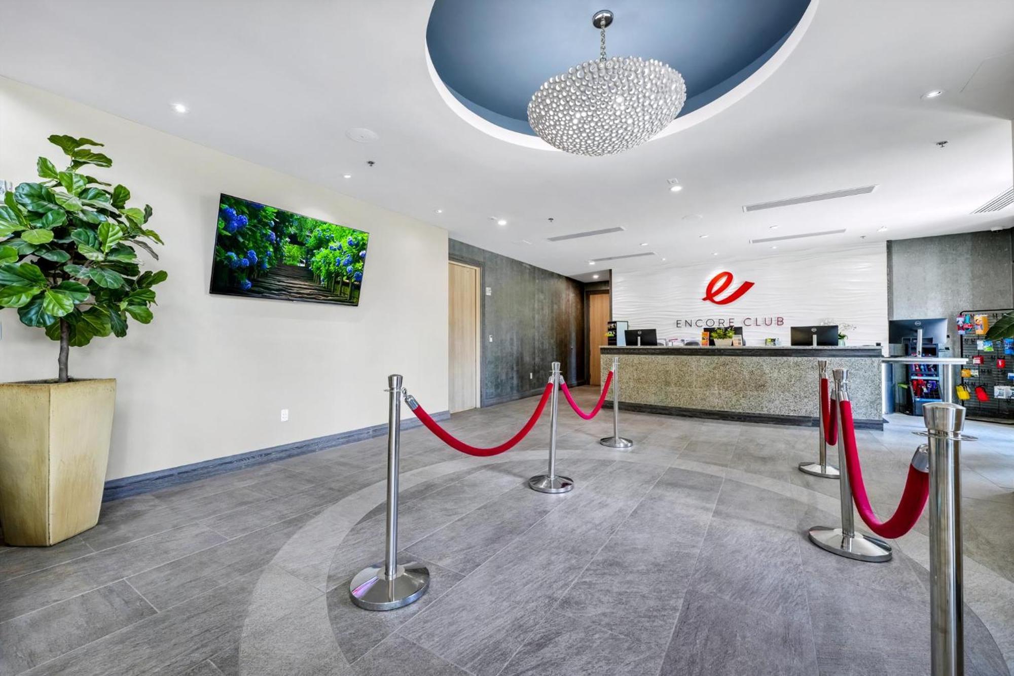 Lovely With Theme Rooms, Game And Private Pool With Access By Rentyl - 7705by